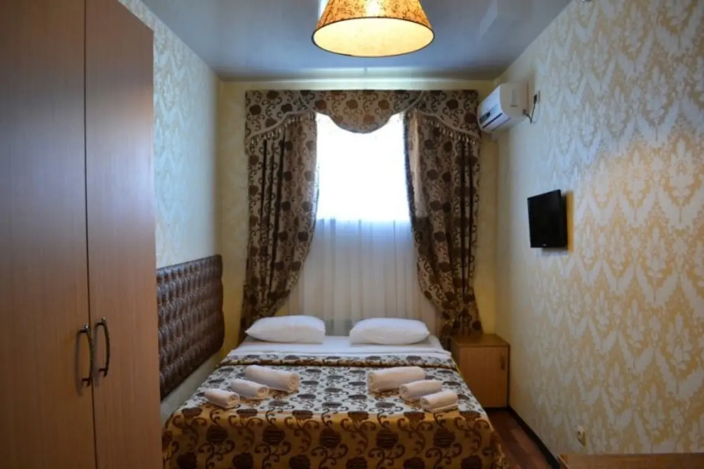 Nairi Hotel Room Type - Economy Double room full double bed