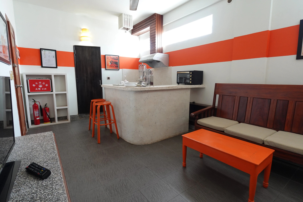 Lobby & Reception