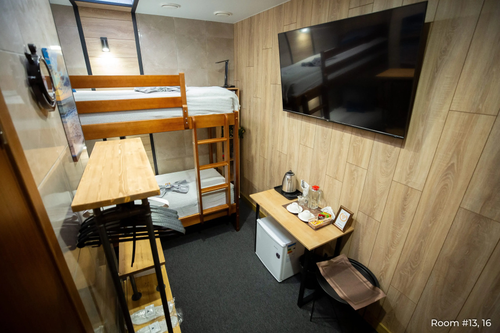 Bed in Dorm