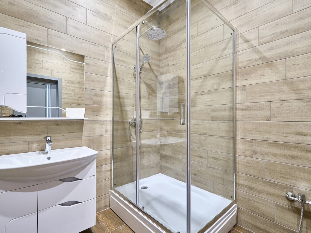 Шестиместный коттедж с балконом и с видом на город в Барнхаус