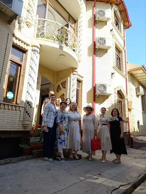 REGISTAN CENTER Guest house