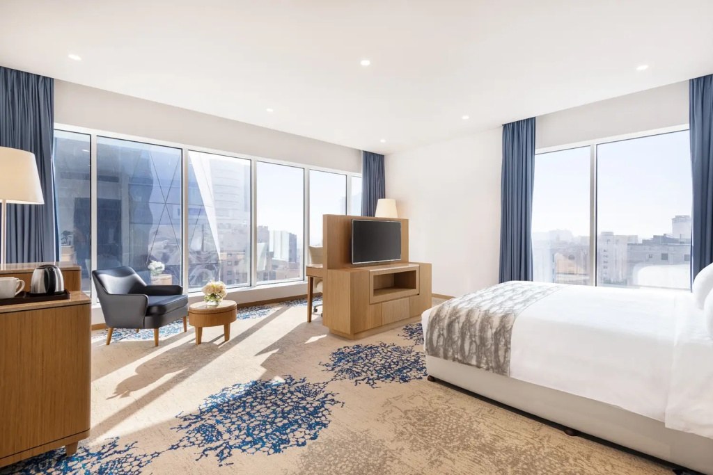 Deluxe Double room (full double bed)