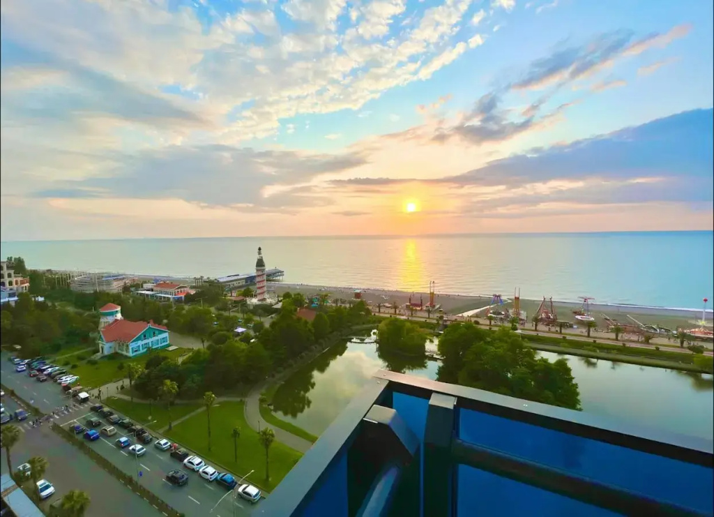 Апарт-отель Central Hotel Orbi City Batumi block ABC — фото