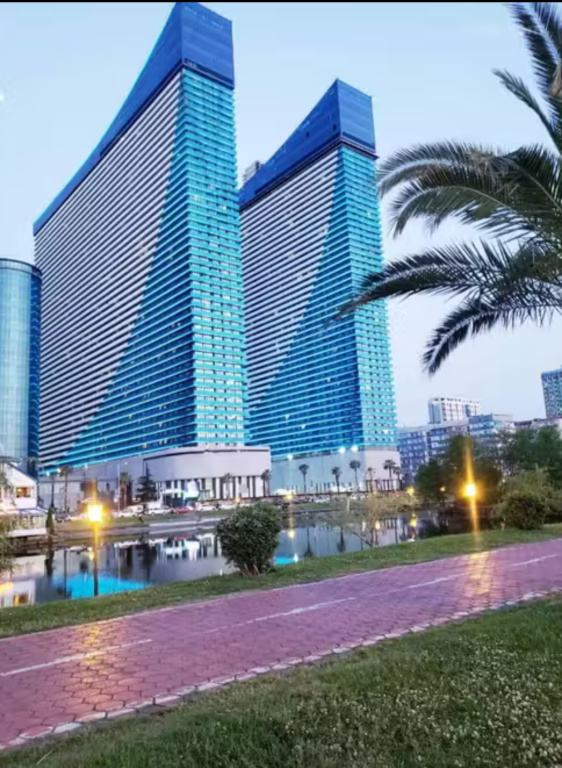 Апарт-отель Batumi Orbi City lux apartments 5* — фото