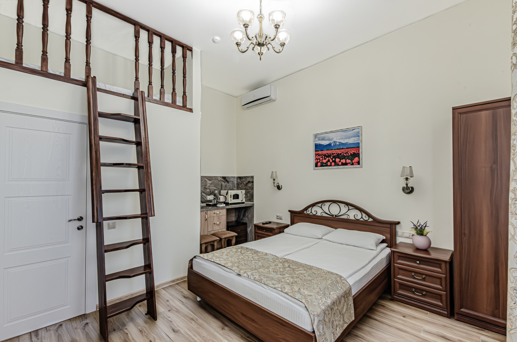 Nikolay Gogol Mini-Hotel Room Type - 1 Bedroom Double Suite full double bed