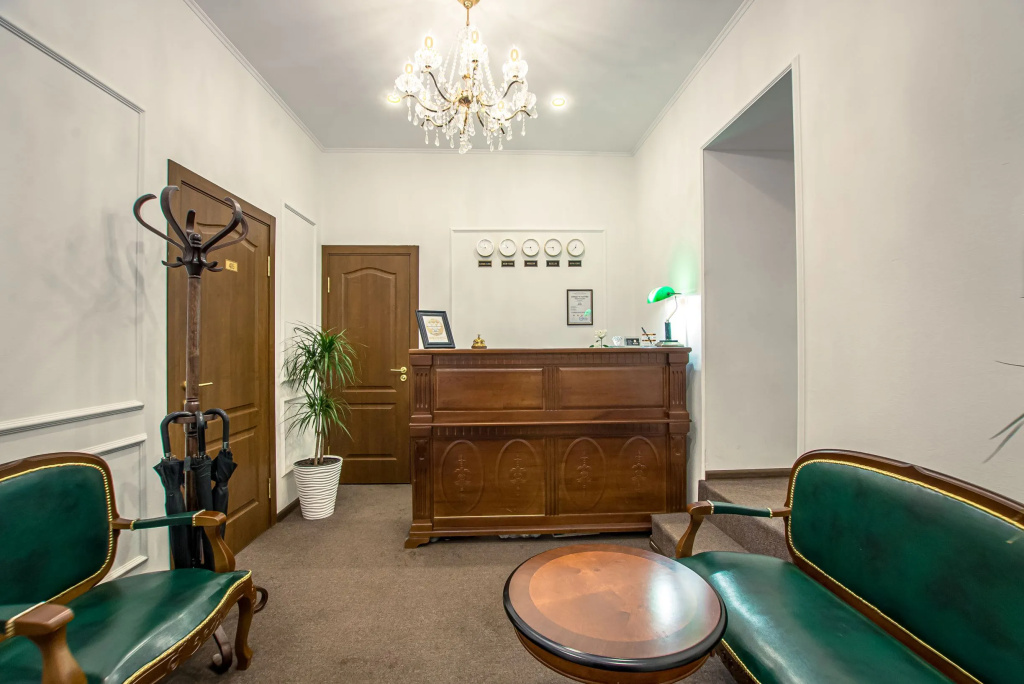 Lobby & Reception