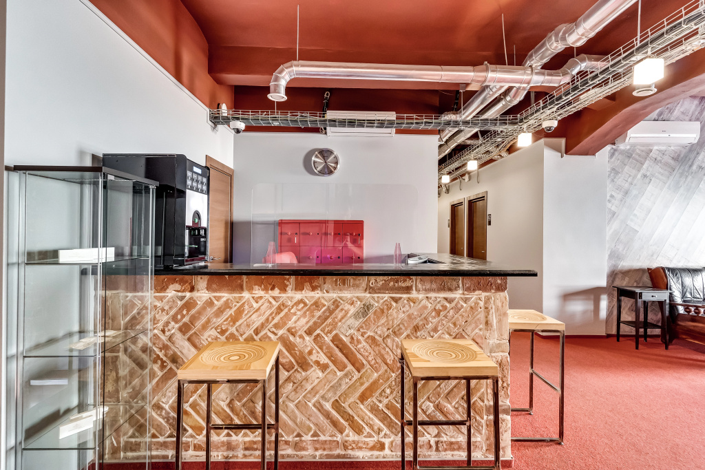 Lobby & Reception