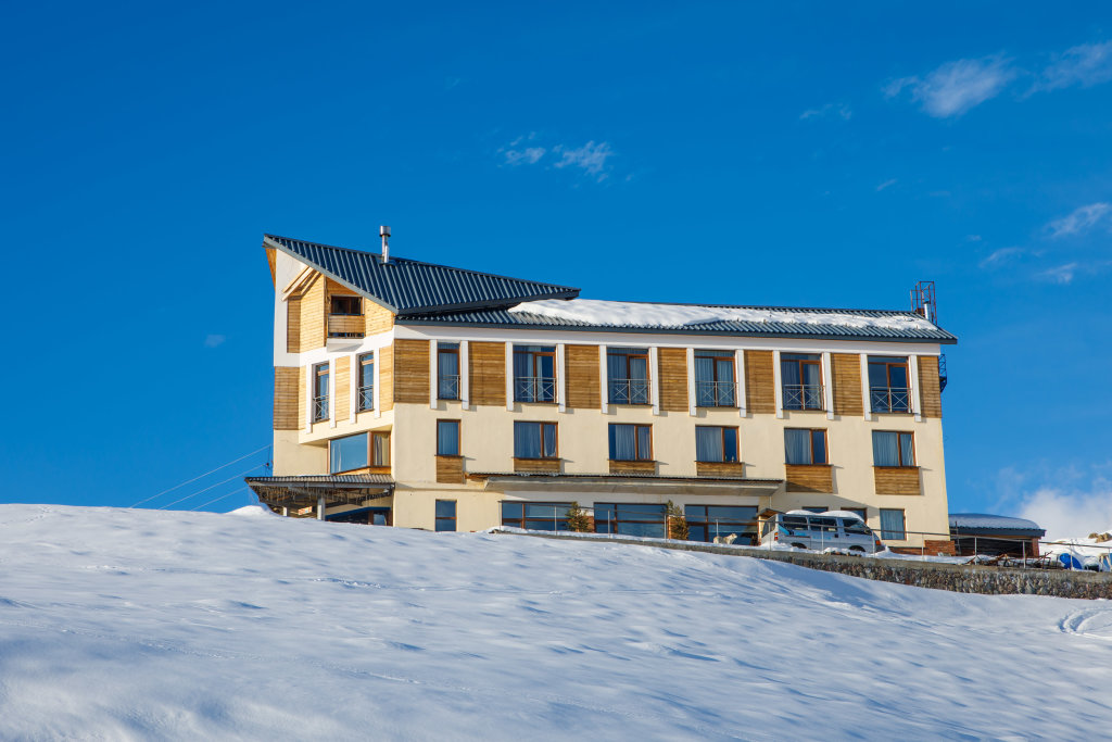 Gudauri Hut image