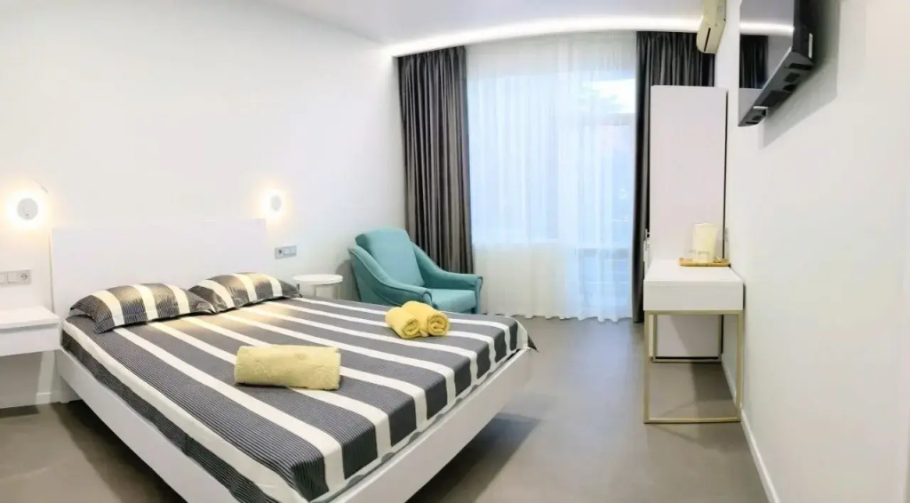 Superior room with balcony and with view