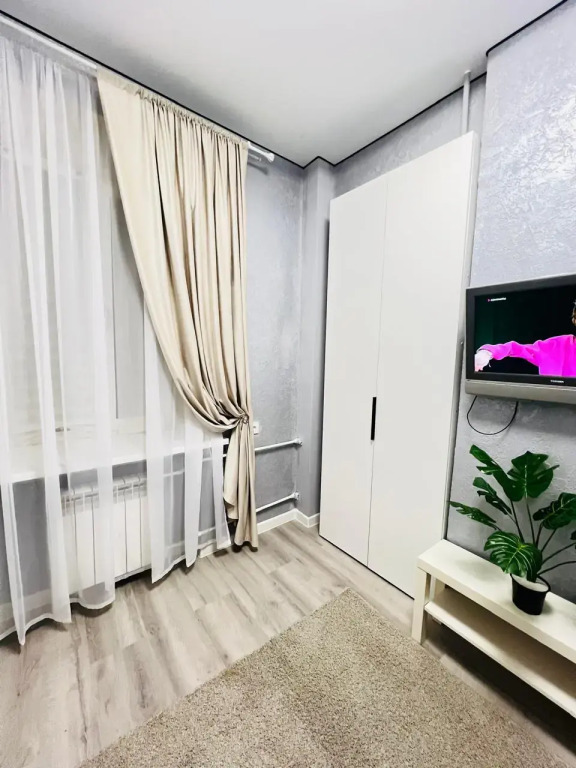 Квартира Просторная 2-к., 3 кровати - фото 7