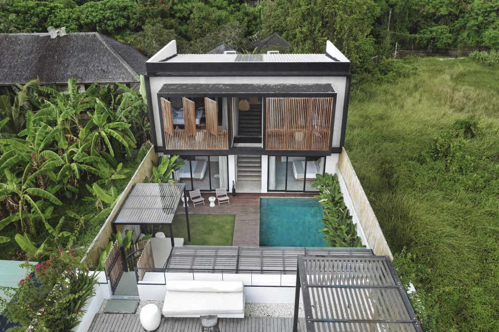 Вилла 4 BR Berawa 5 min walk beach enclosed living room — фото