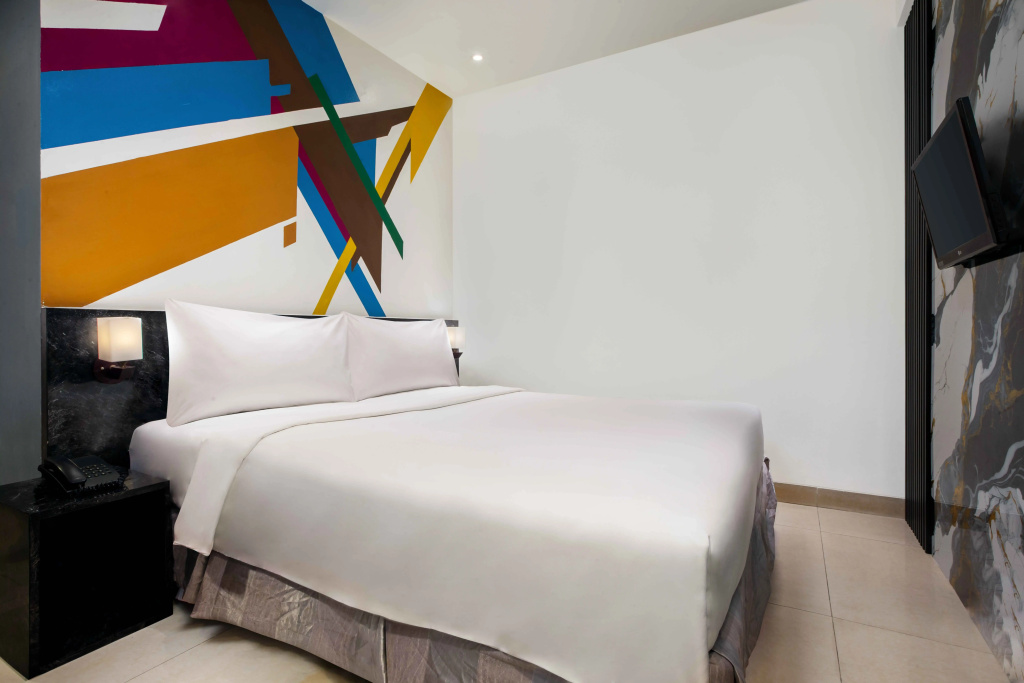 Favehotel Kelapa Gading - Tap to explore photos