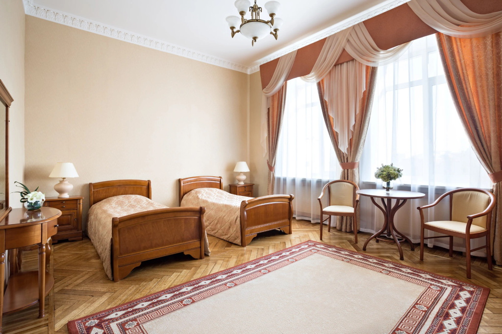 Pekin Hotel Room Type - Deluxe Double room twin beds