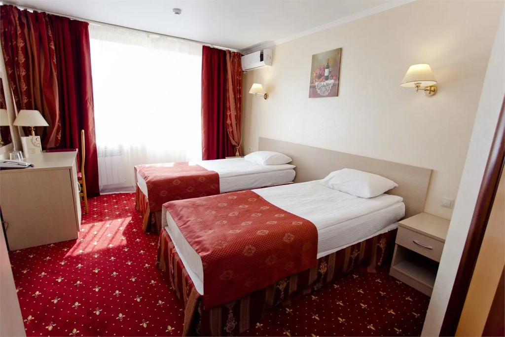 Amaks Park Hotel Room Type - Business Double room with balcony twin beds