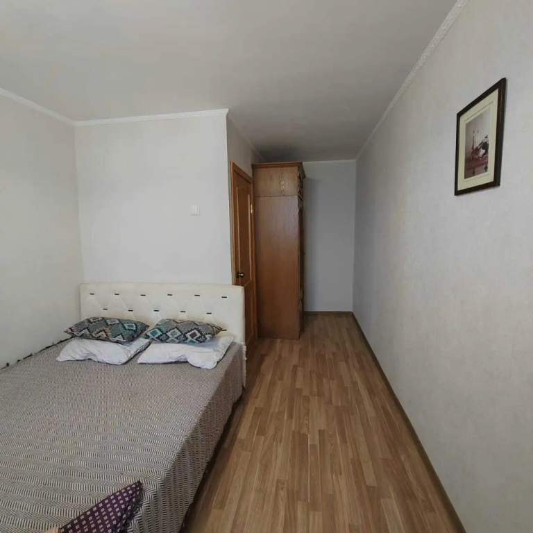 Квартира на Июньской 8