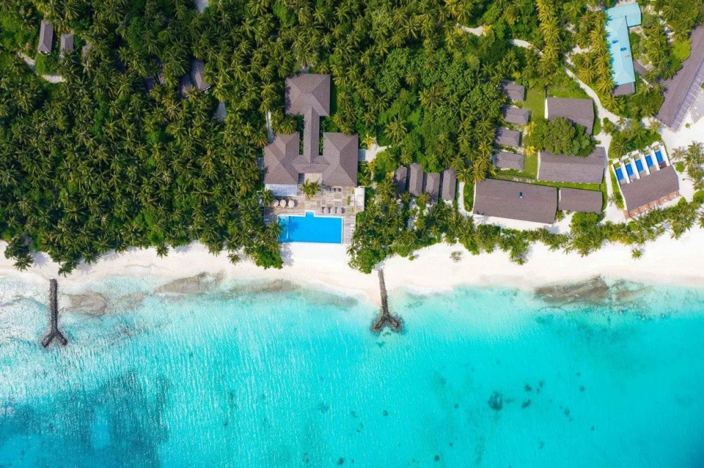 Курортный Отель Fiyavalhu Resort Maldives — фото