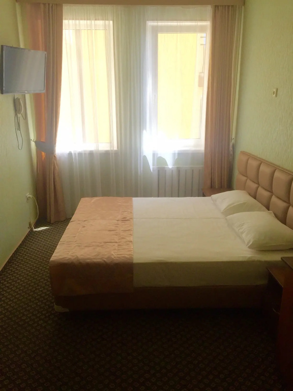 Economy Double room (full double bed)