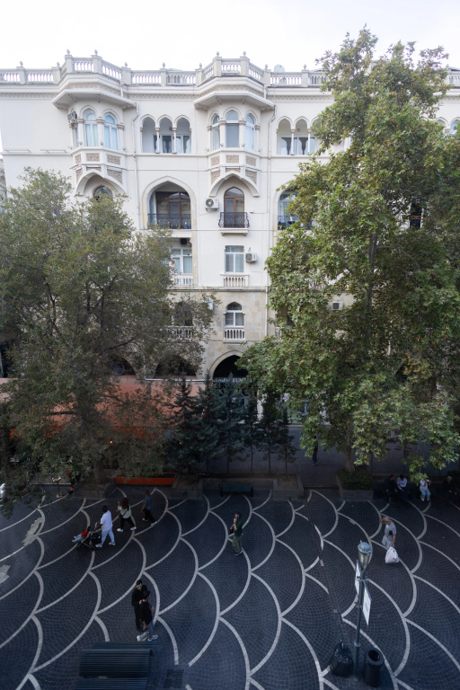 2 Komnatnaya Uyutnaya Na Torgovoy Kolorit Apartments
