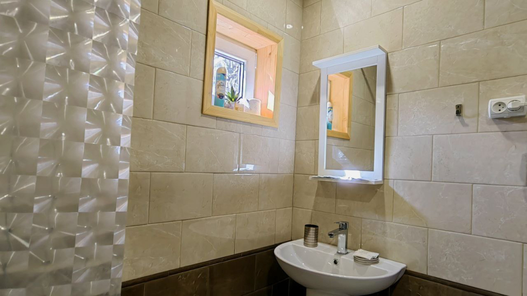 Четырёхместный коттедж в White Village