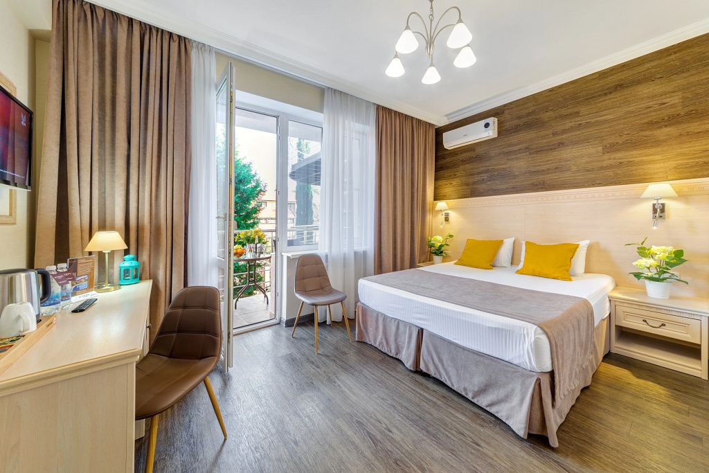 Astel Villa Hotel Room Type - Superior Double room with balcony full double bed