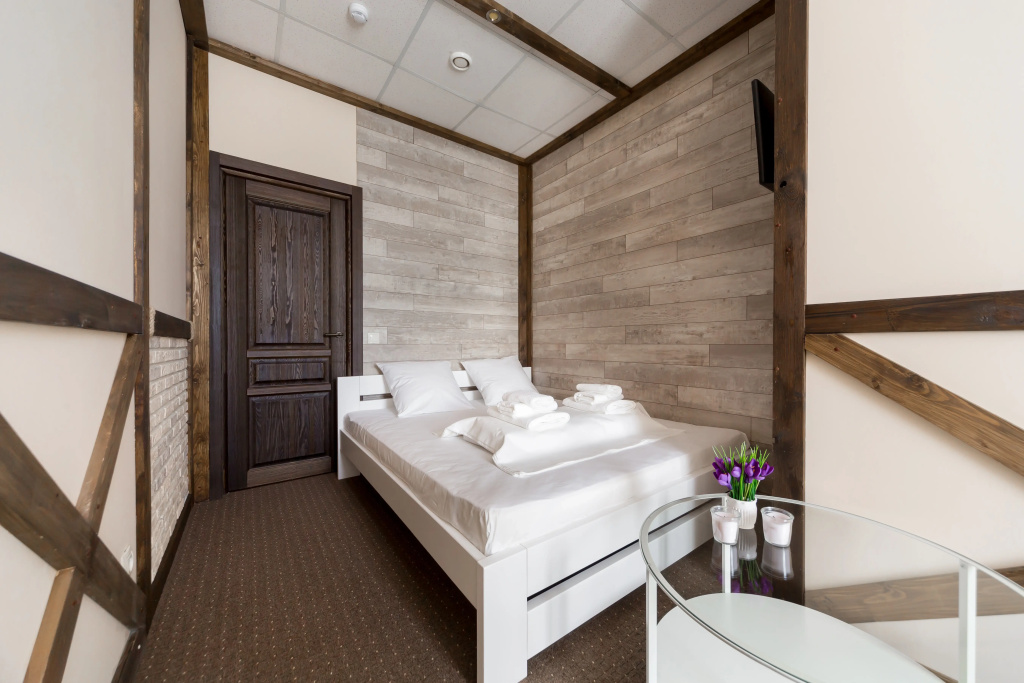 Standard Double room (full double bed)