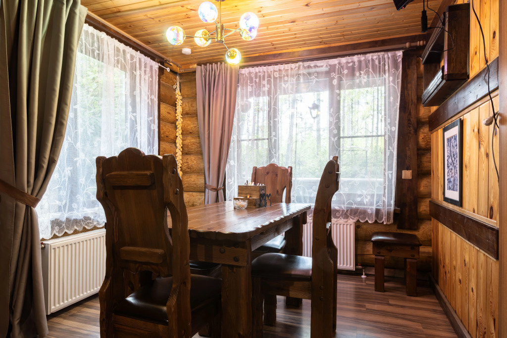 Коттедж Дуплекс с красивым видом из окна в Коробок-Хуторок