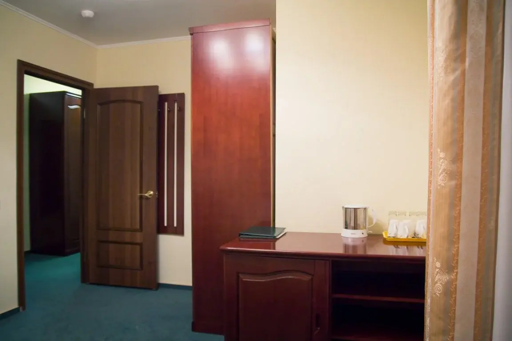 Double Junior Suite (full double bed)