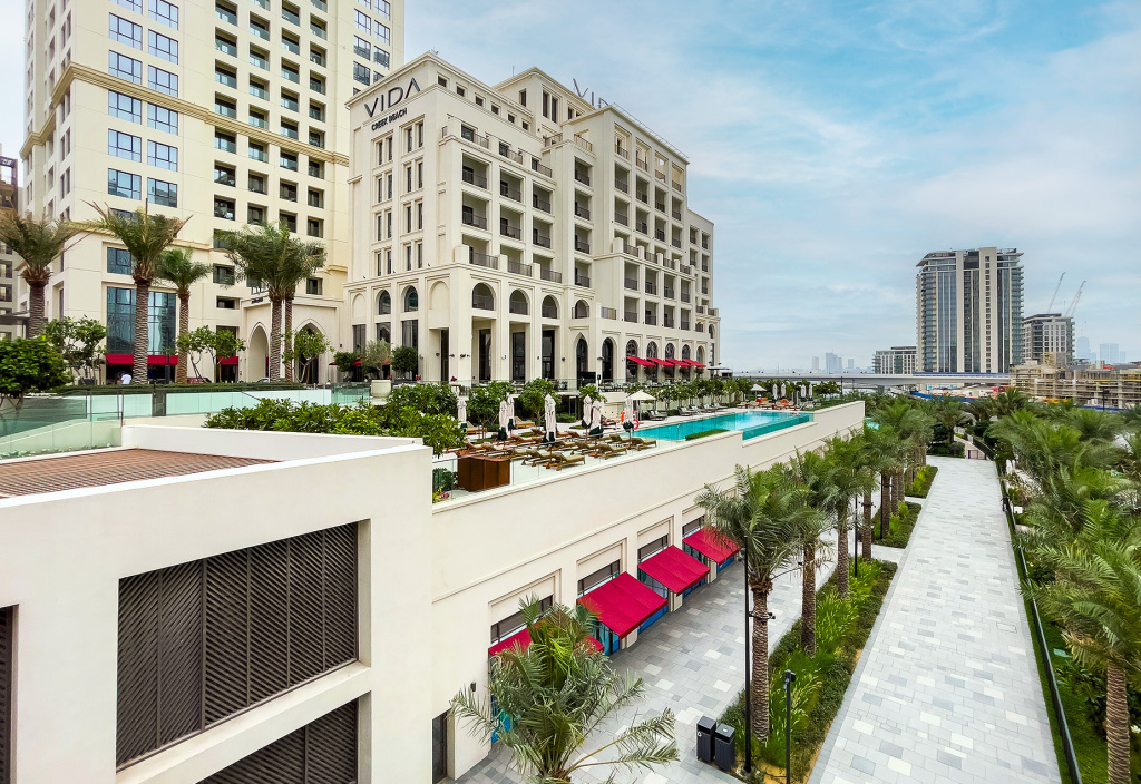 Luxury 1br At Vida Residences Apartments