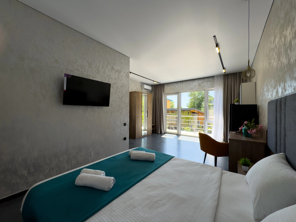 Люкс Апарт с террасой Коттедж с 2 комнатами в Eco Life