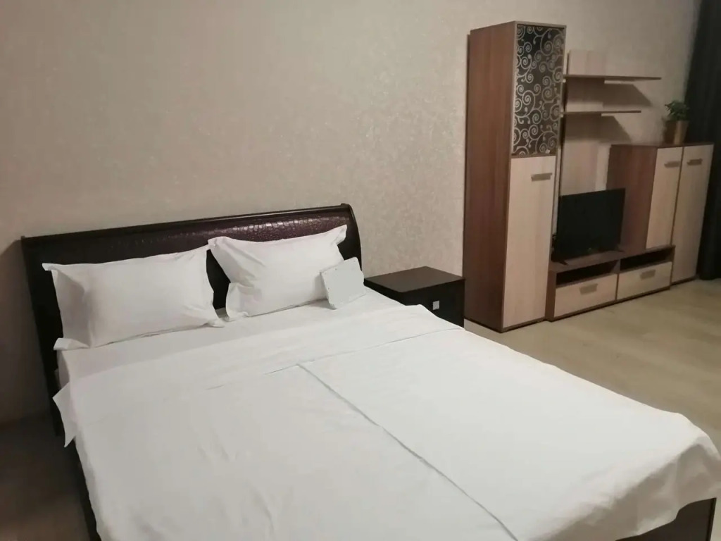 Квартира просторная в центре города - фото 2