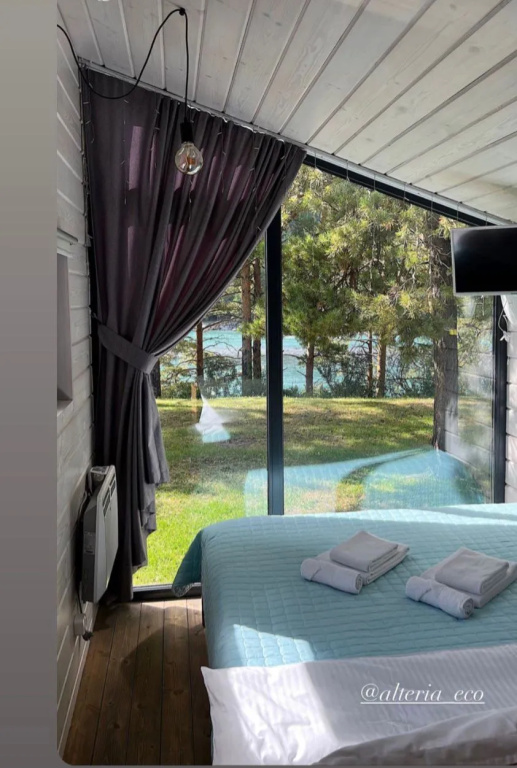 Standard Double room with view full double bed