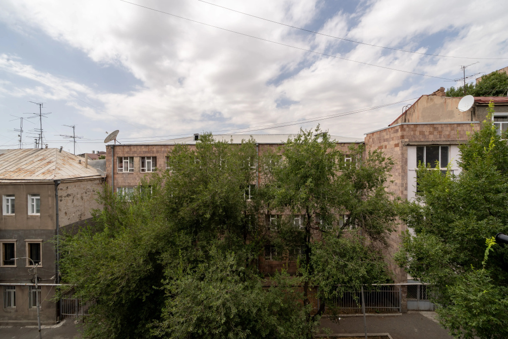 KeyGo #0177 ryadom s Opernym Teatrom Apartments