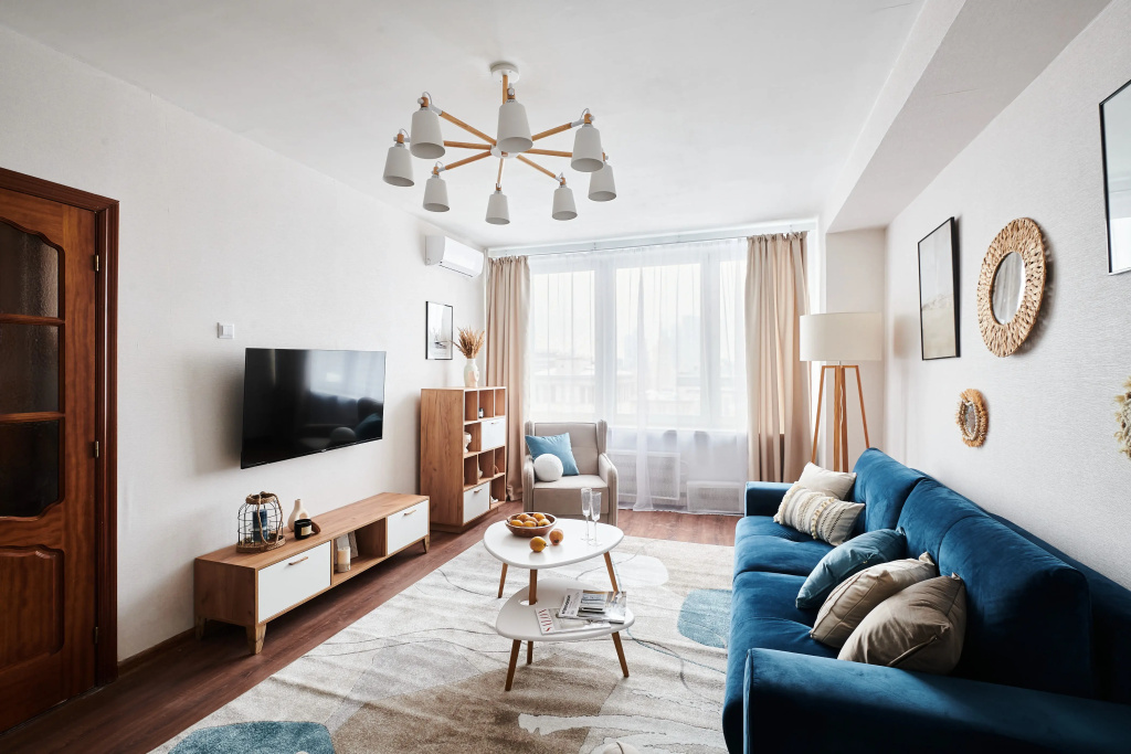 Отель Квартира GM Apartments Стильная Трехкомнатная с видом на Новый Арбат в Москве