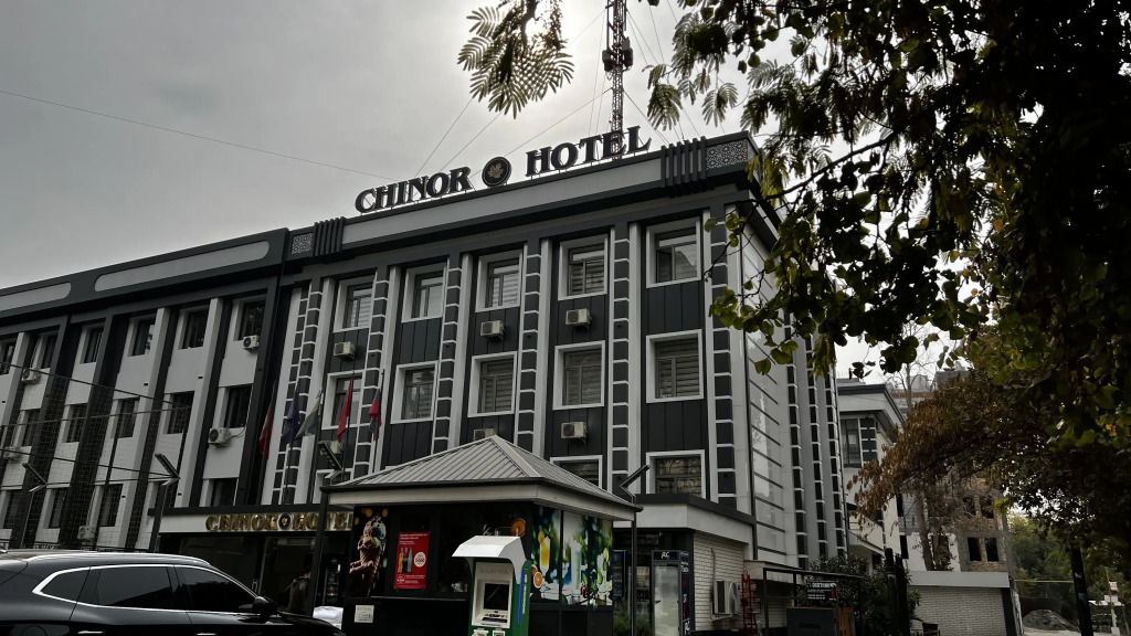 Отель Chinor — фото 2