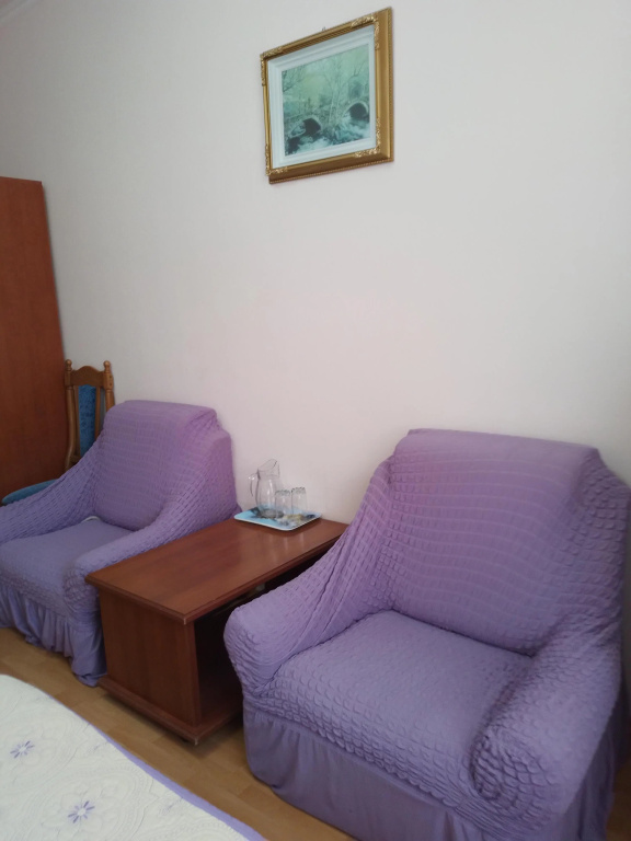 Economy room