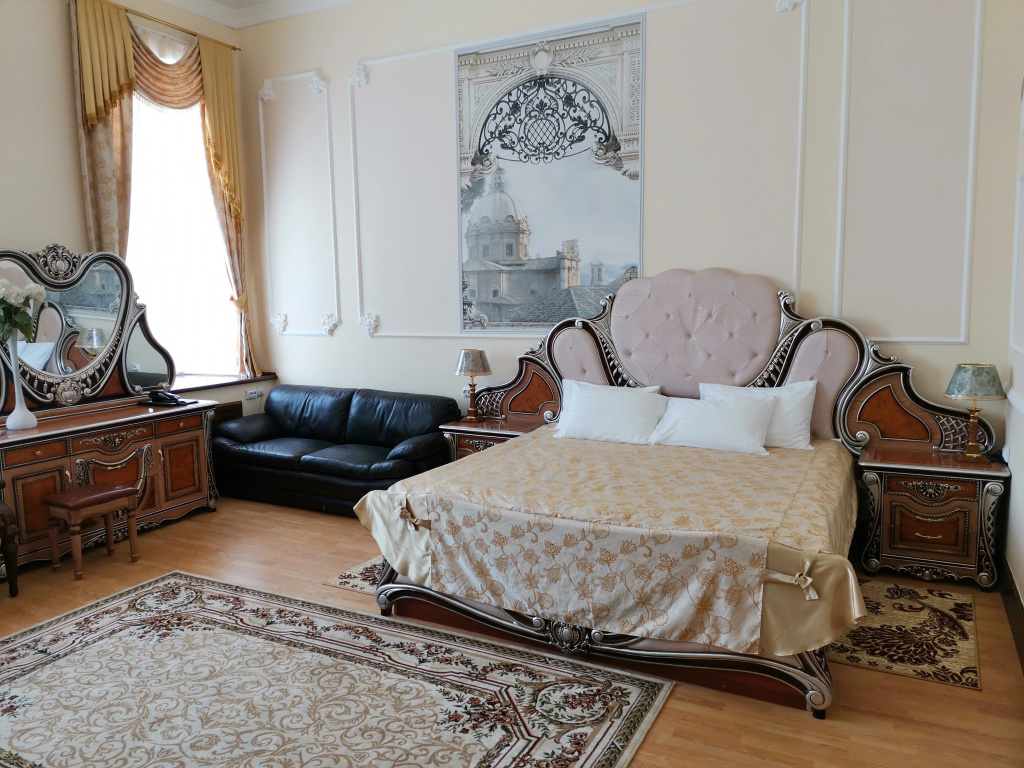 Ufa-Astoriya Hotel Room Type - Double Suite full double bed