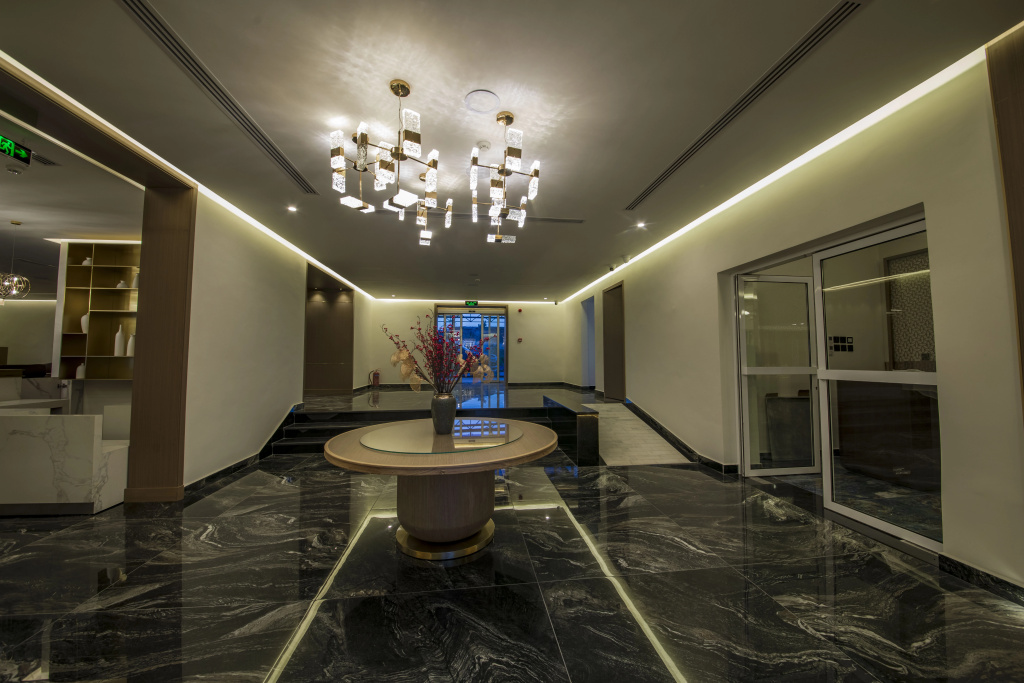 Lobby & Reception