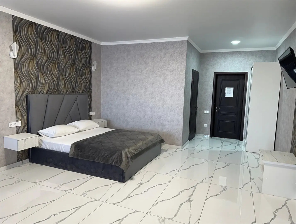 Double Studio (full double bed)