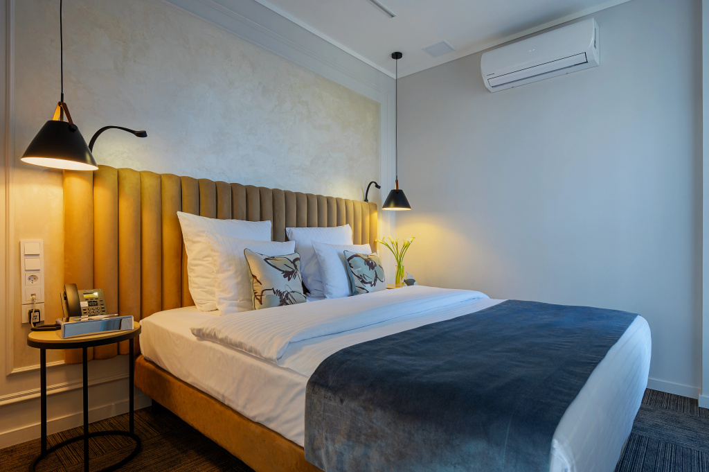 Kristall Hotel & Spa Hotel - Tap to explore photos
