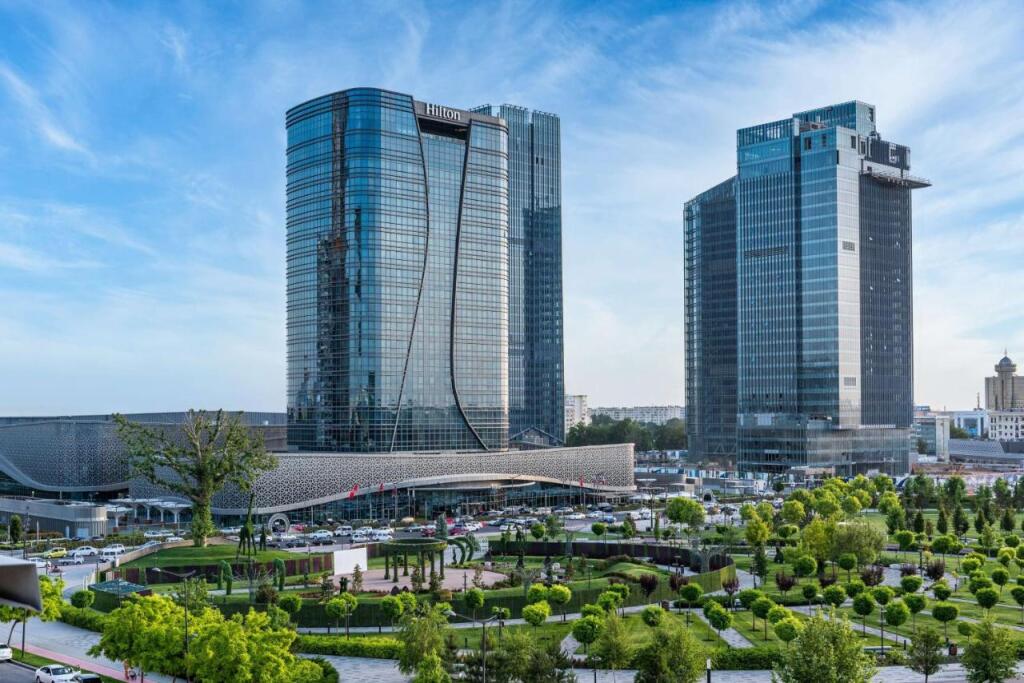 Ташкент: Отель Hilton Tashkent City