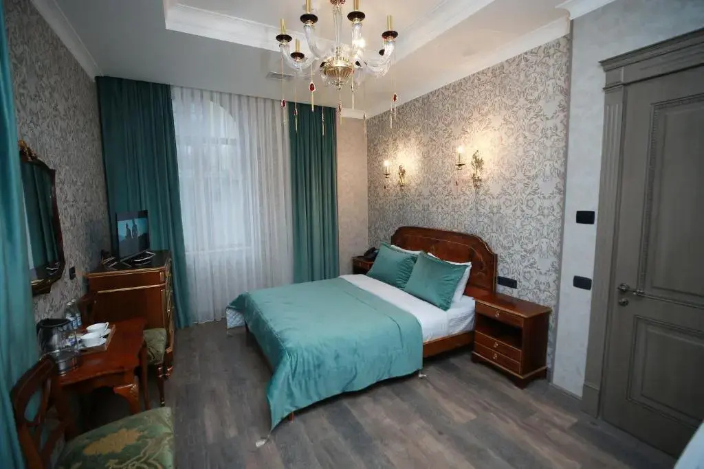 Отель West Inn Baku — фото