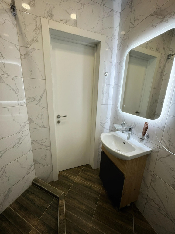 Апартаменты с балконом и видом на море - фото 11