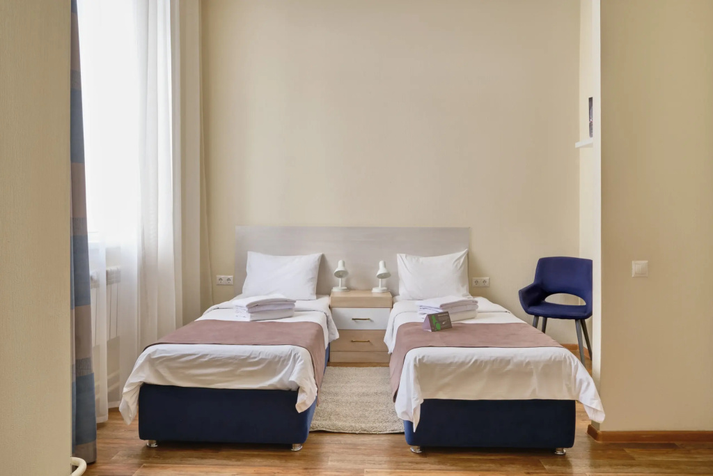 Park Siti Hotel Room Type - Standard + Double room twin beds