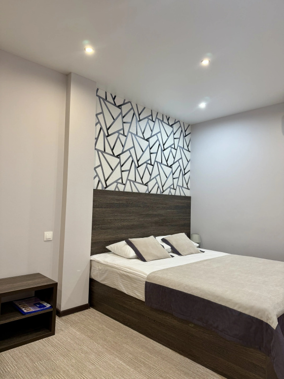 Avenyu Mini-Hotel Room Type - Standard No Window Double room full double bed