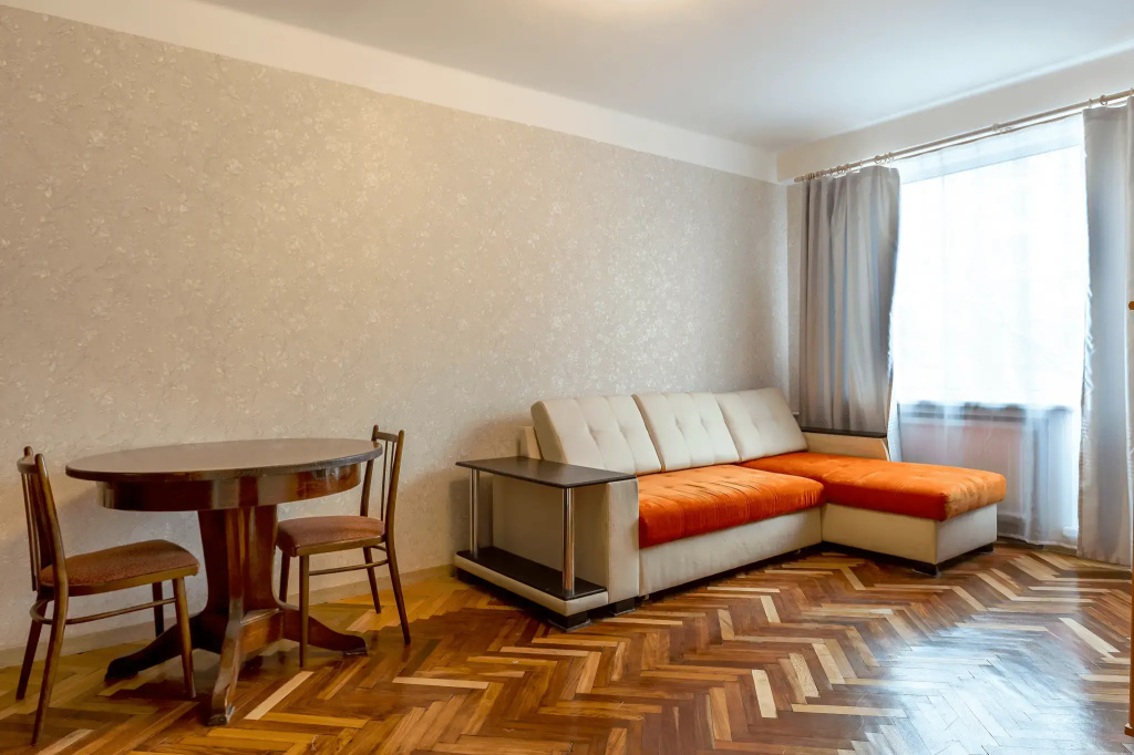 Апартаменты Roomstay Белы Куна 14 Двушка на Международной — фото