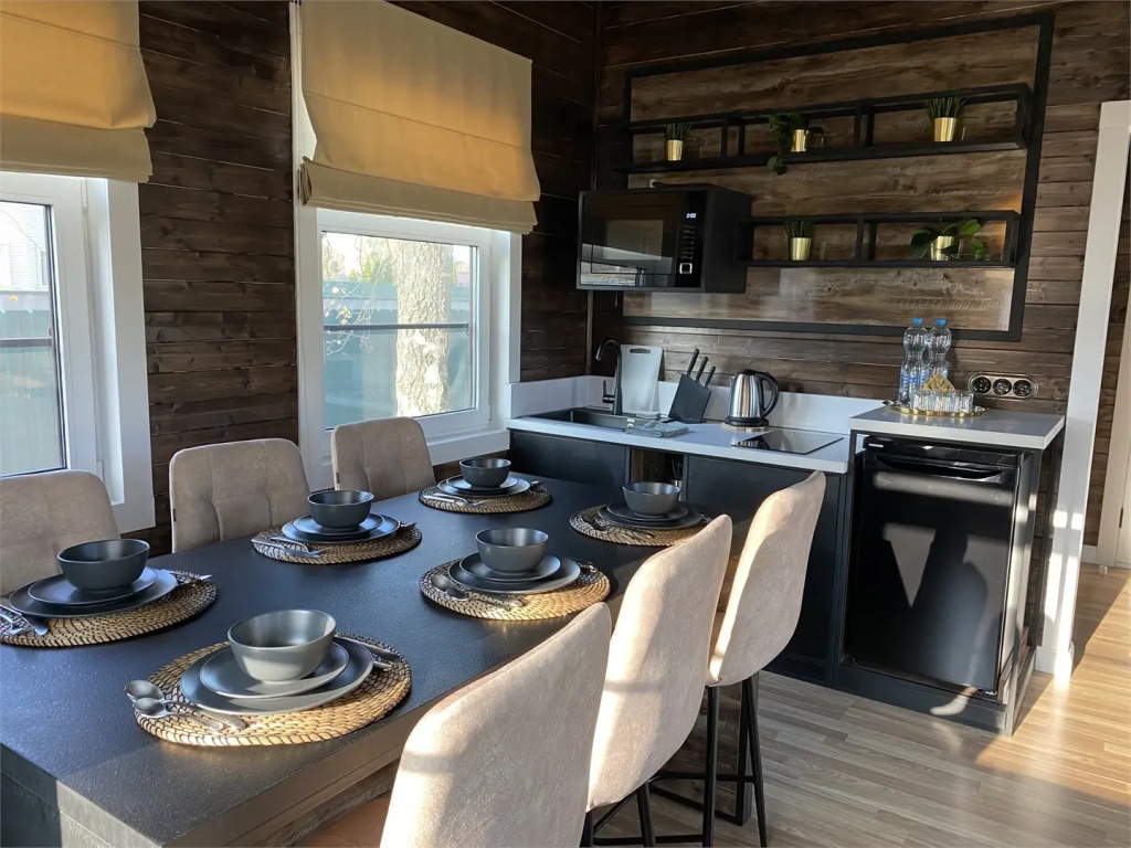 Quadruple Cottage