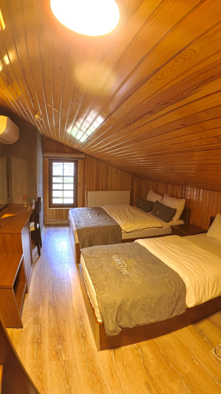 Economy room