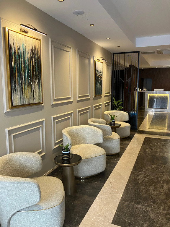 Grand Iska Hotel — фото