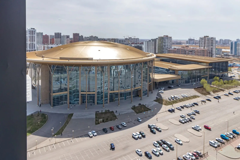S Krasivym Vidom Na Gorod Zhk Arena Towers Flat
