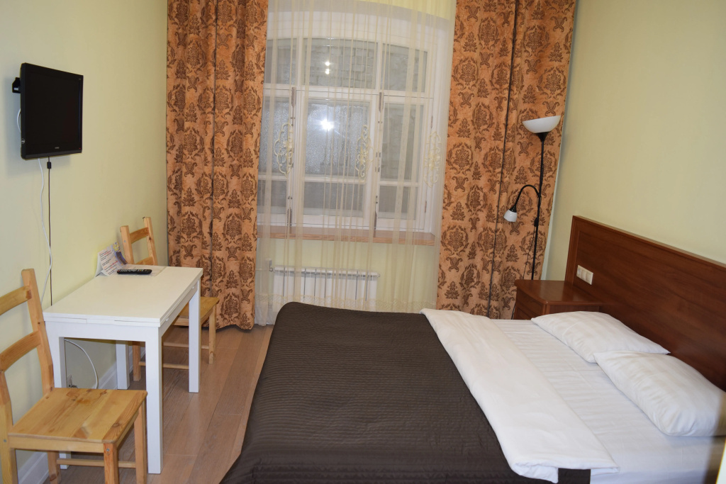 Standard Double room (full double bed)